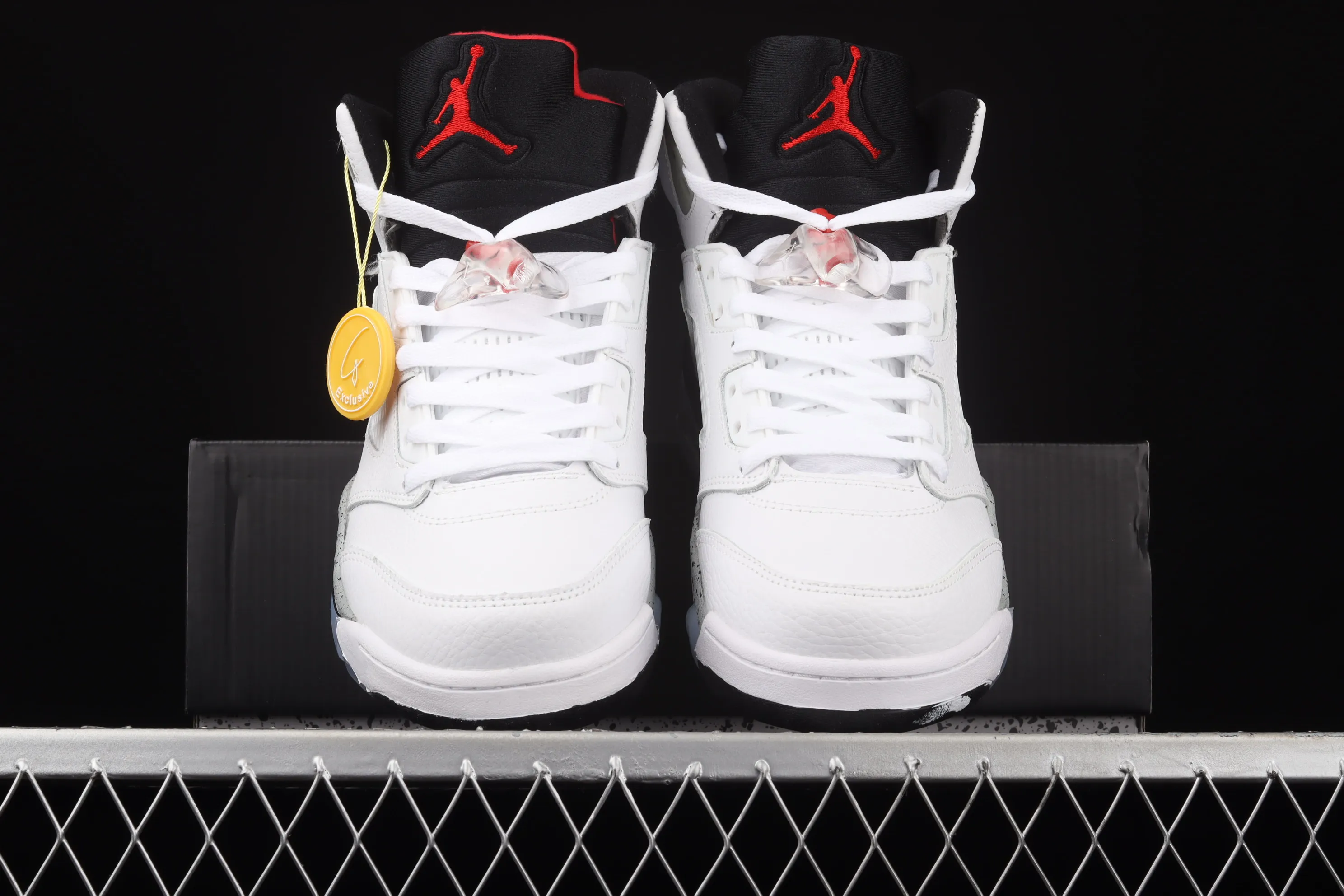 All categories Air Jordan Jordan series basketball shoes Air Jordan 5 G version Air Jordan 5 White Cement AJ5 Joe 5 white cement 136027-104